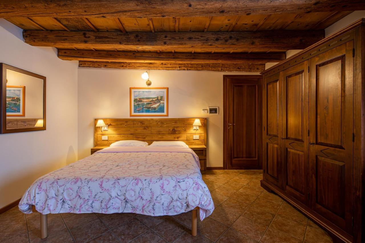 Agriturismo Borgo Di Calmasino Бардолино Экстерьер фото