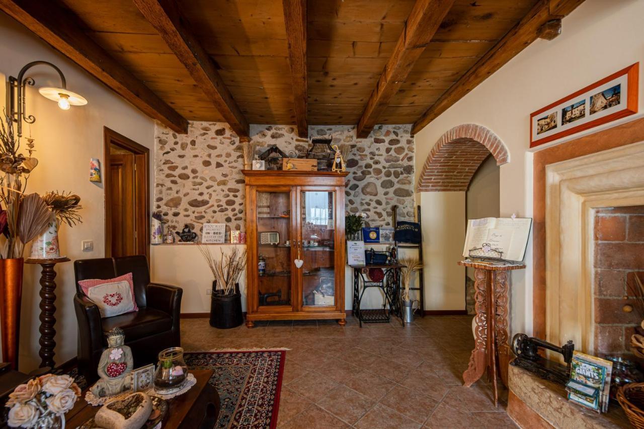 Agriturismo Borgo Di Calmasino Бардолино Экстерьер фото