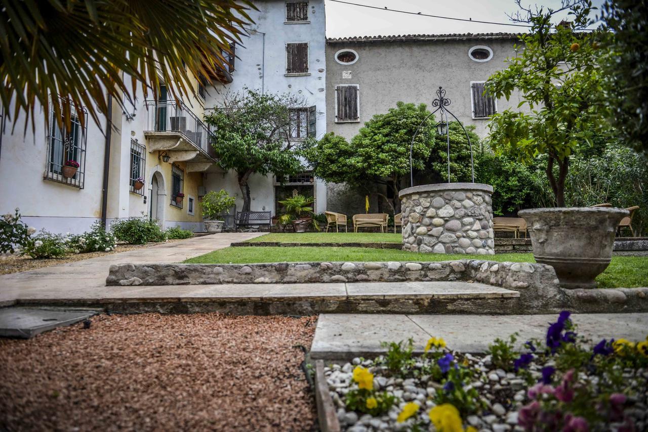 Agriturismo Borgo Di Calmasino Бардолино Экстерьер фото